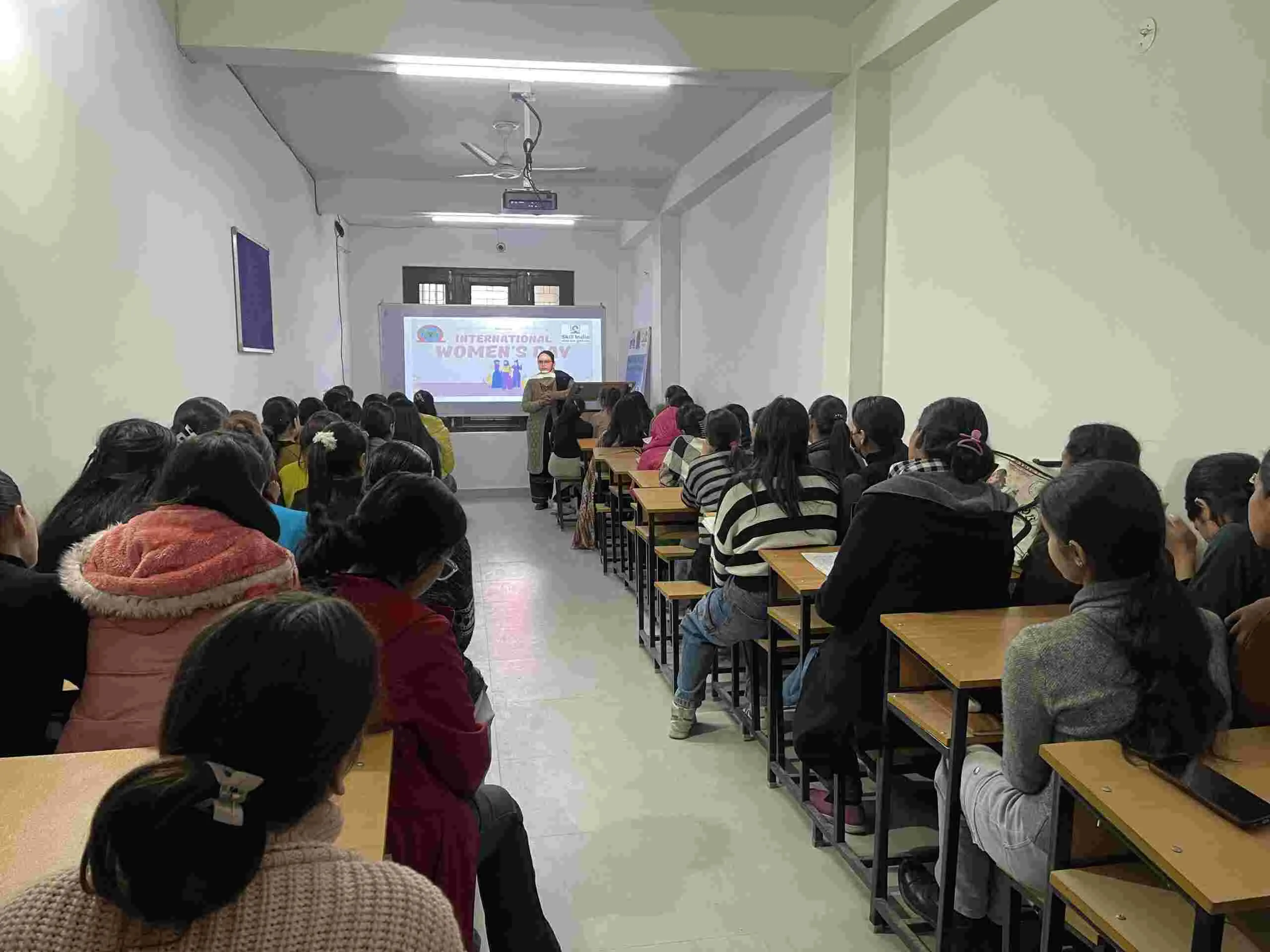 Best Computer and Fashion Designing Course in Kullu at ITES Kullu